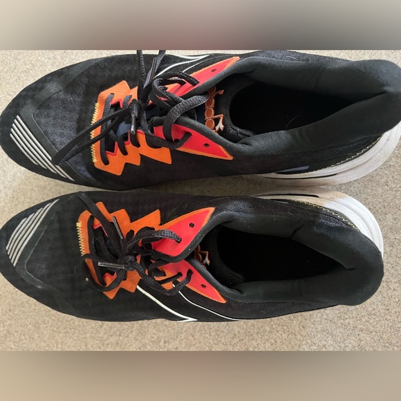 Diadora Mythos Blushield Volo running shoes men’s 12.5 - Picture 6 of 8